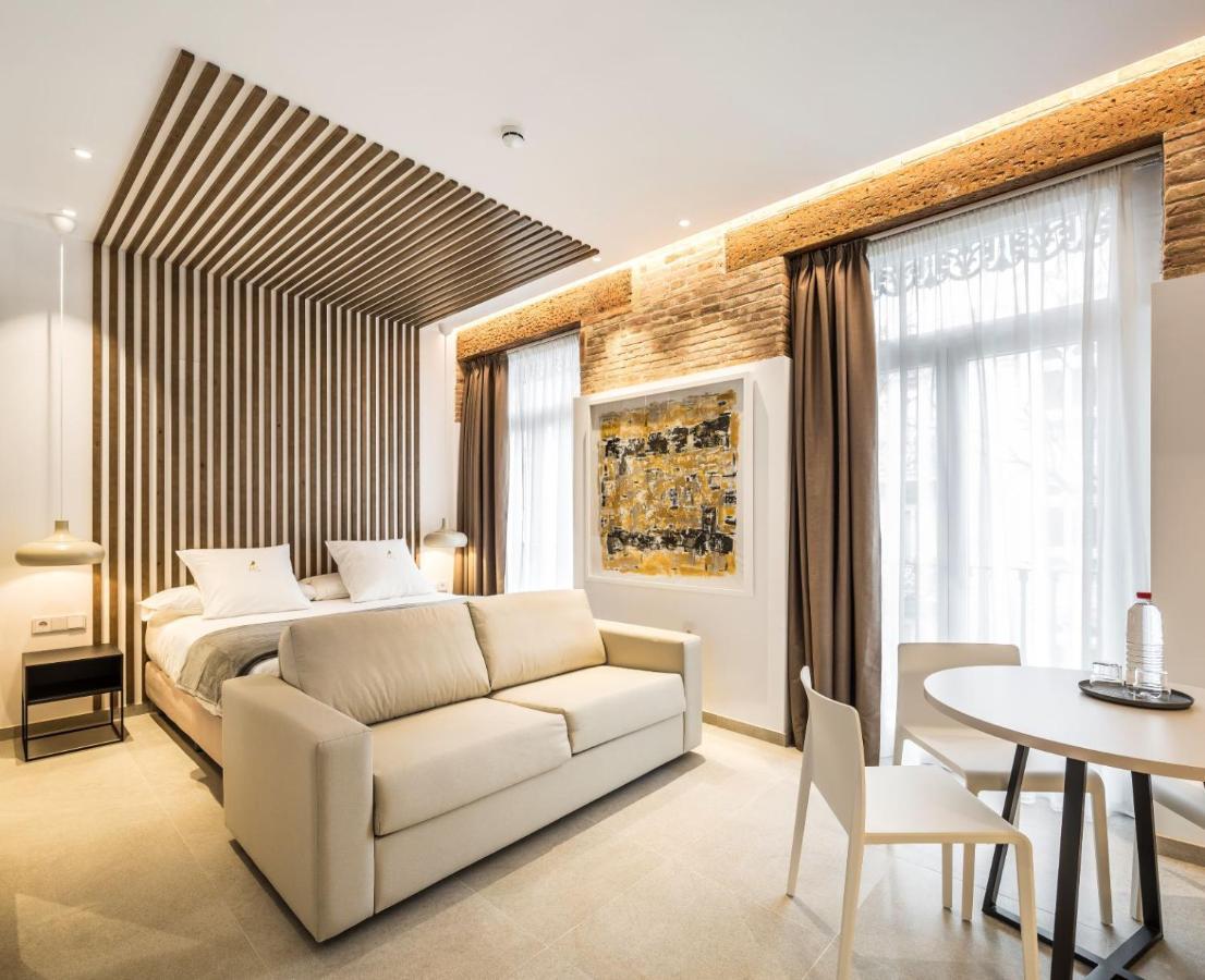Mon Suites Benlliure 瓦伦西亚 外观 照片